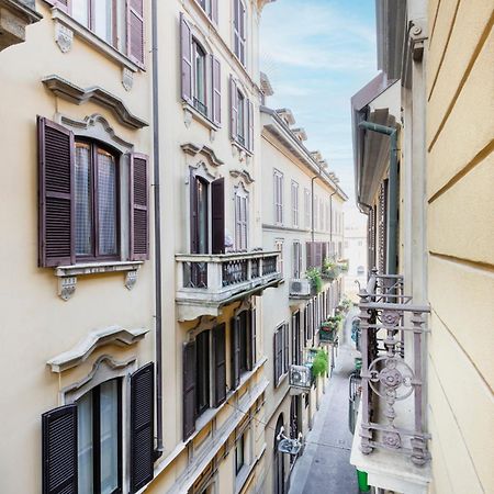 Amazing, New & Fully Furnished Studio In Duomo Apartment Milan Exterior photo